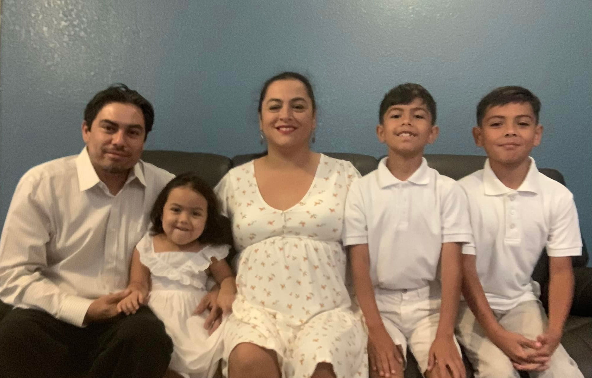 Melanie Cardenas (right) with her husband and three children: David, 10 years old, Dylan, 8 years old, and Jordan, 2 years old